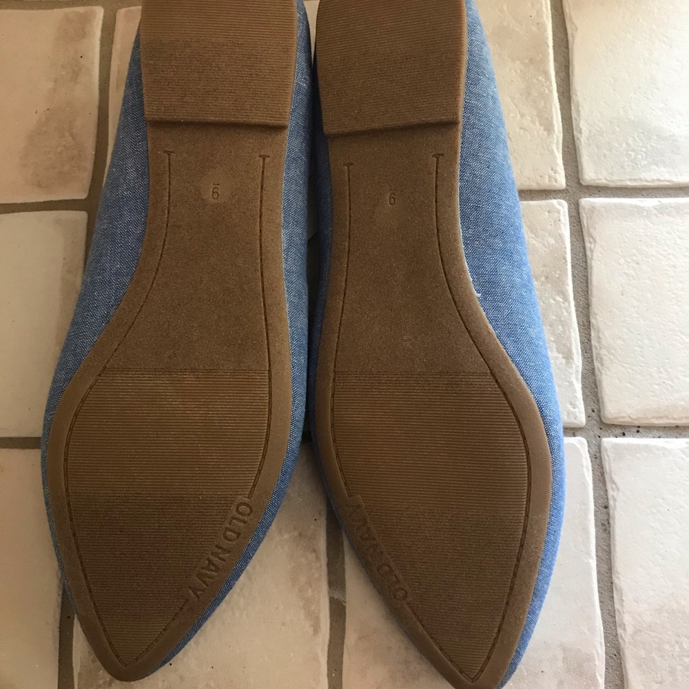 Old Navy Flats - Picture 4 of 4